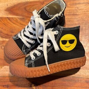 Black Canvas Sneakers with Yellow Emoji Patch Zipper Sides Kids -Size 11.5C